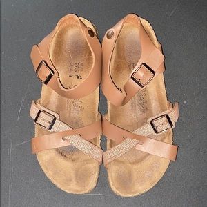 Birki’s by Birkenstock Cross Strap Sandals